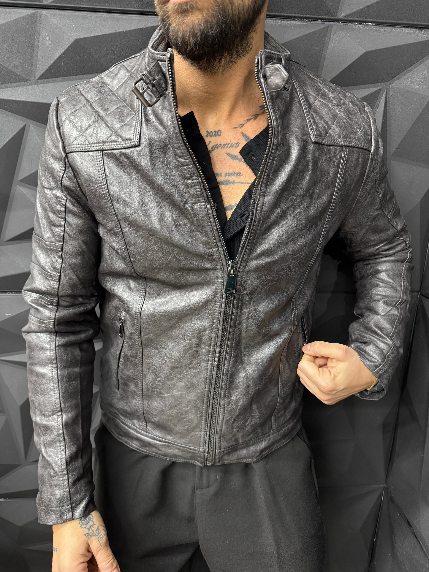 BIKER coreano